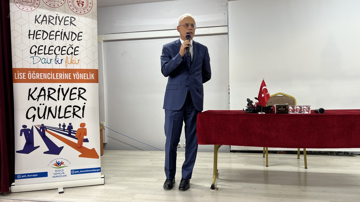Kariyer Günleri-Gençlik Spor İl Müdürü